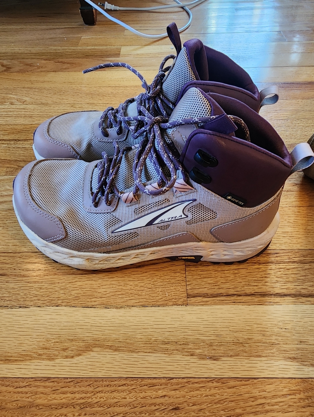 Altra Womens Timp 5 GTX Hiker Boots Size 9 Taupe Pink Outdoors Hiking Granola - Picture 10 of 11